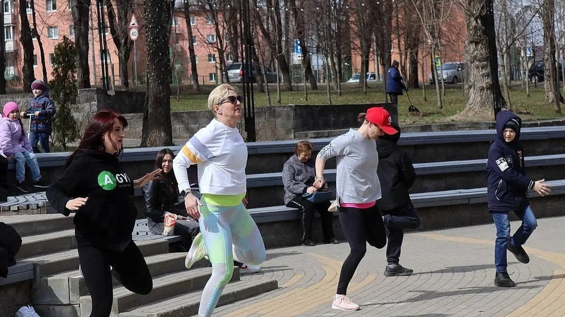 Свыше 3 тыс человек посетили парки Московской области в рамках «Бодрого дня»