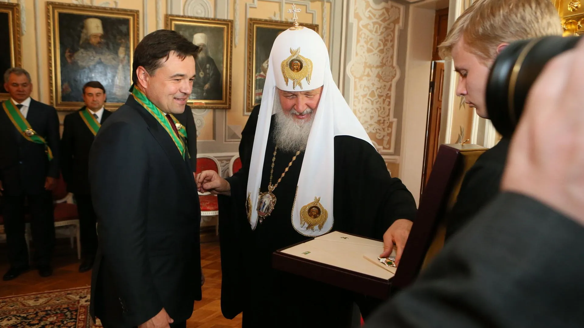 Патриарх Кирилл наградил Воробьева орденом Сергия Радонежского