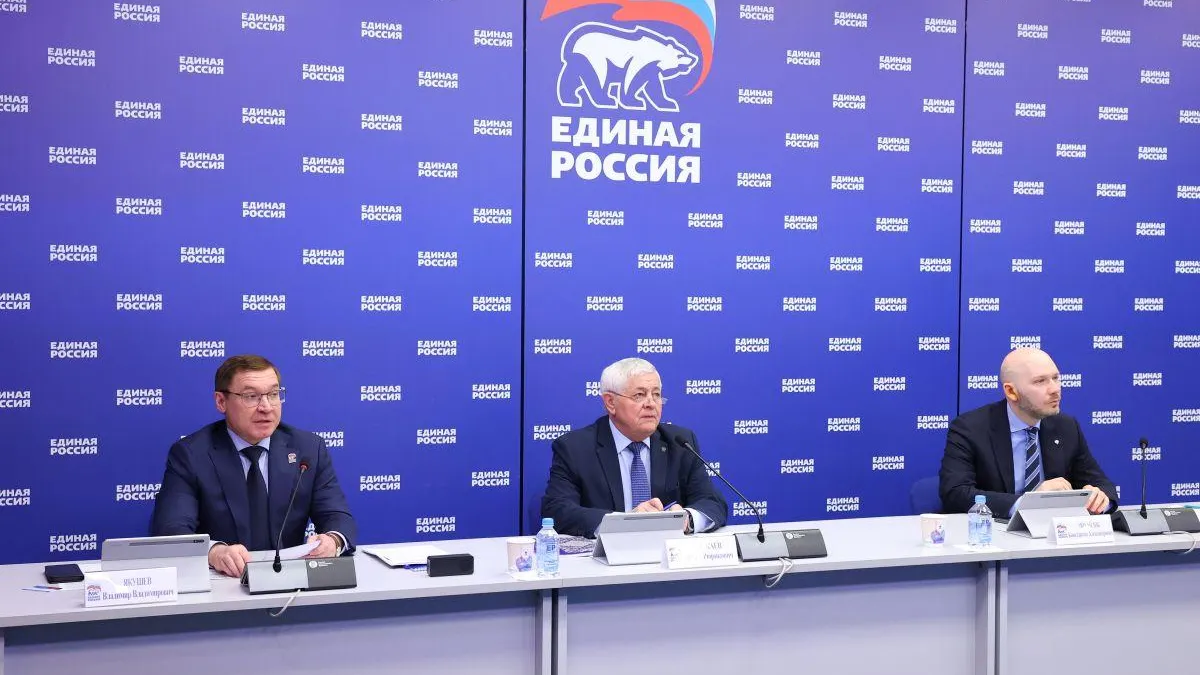 «Единая Россия» отправит волонтеров и мундепов на голосование по благоустройству