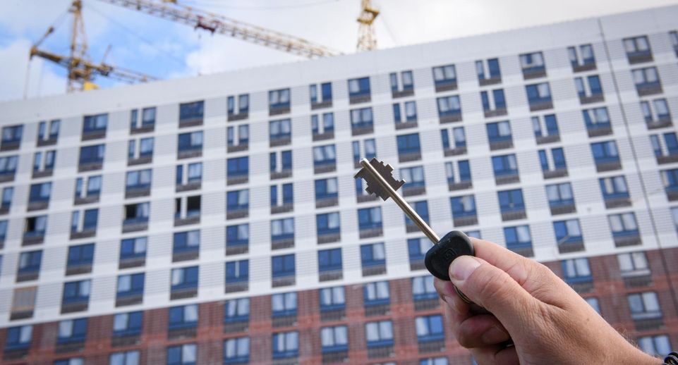 Эксперт рассказал про возможное снижение цен на квартиры в Москве и области
