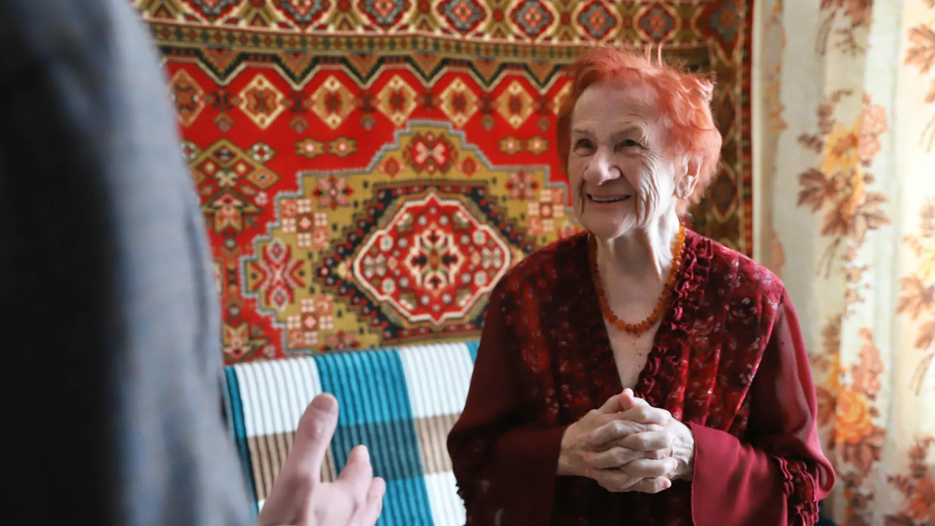 Глава Солнечногорска навестил 90-летнюю бывшую узницу концлагеря