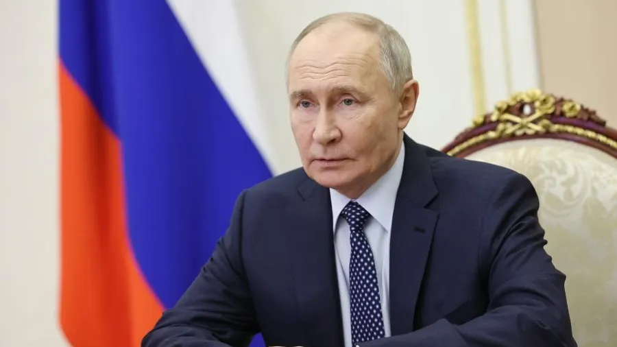 Путин принес извинения Алиеву за инцидент с самолетом AZAL
