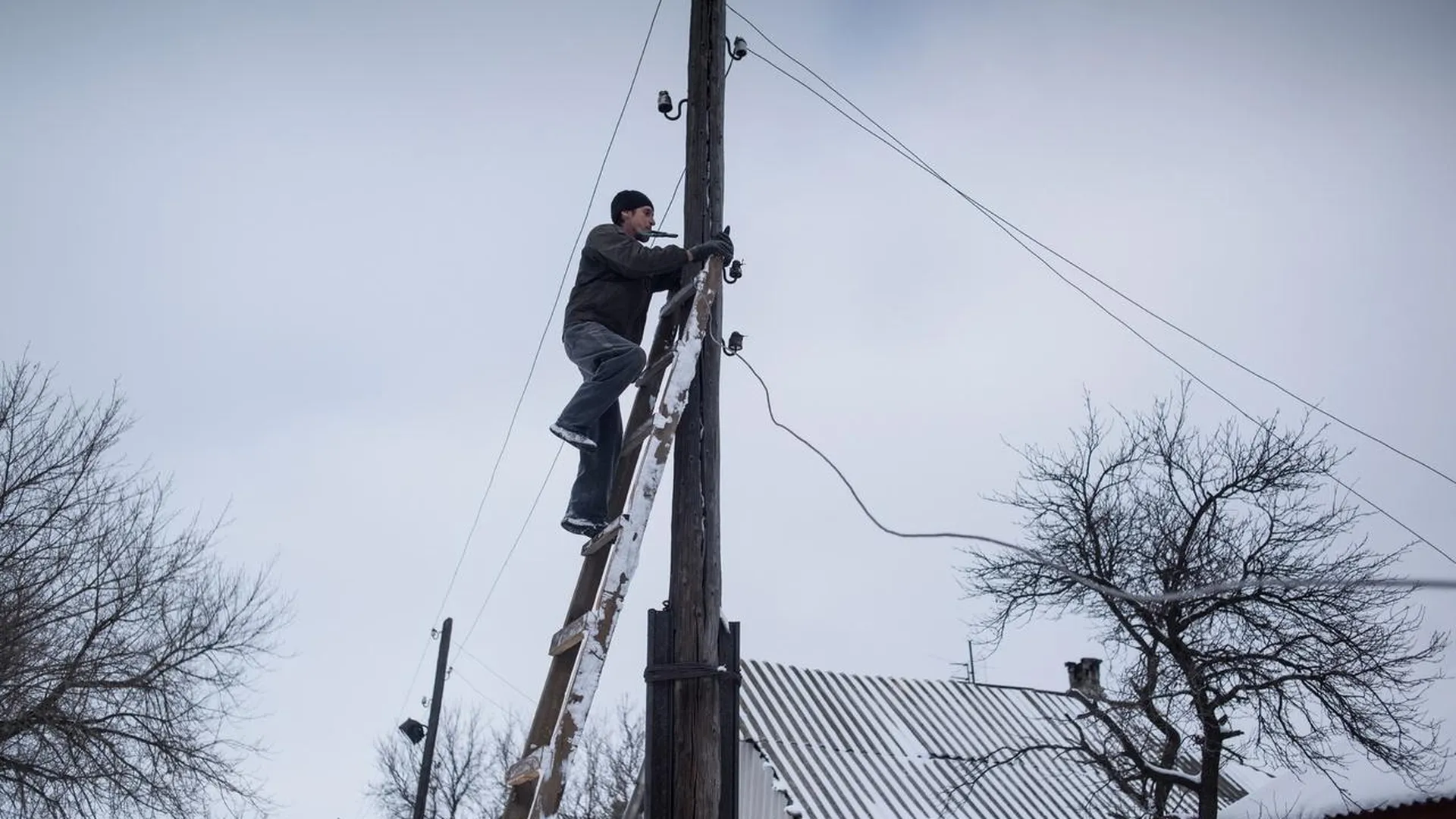 Свет временно отключат в ряде домов и СНТ Павлово‑Посадского округа 15 февраля