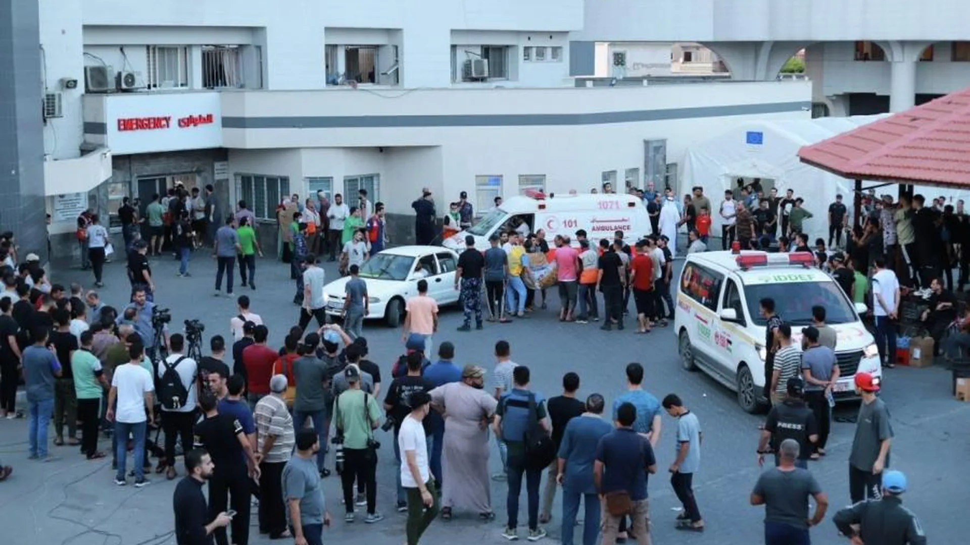 Группу «Врачей без границ» атаковали в окрестностях больницы «Аш‑Шифа»