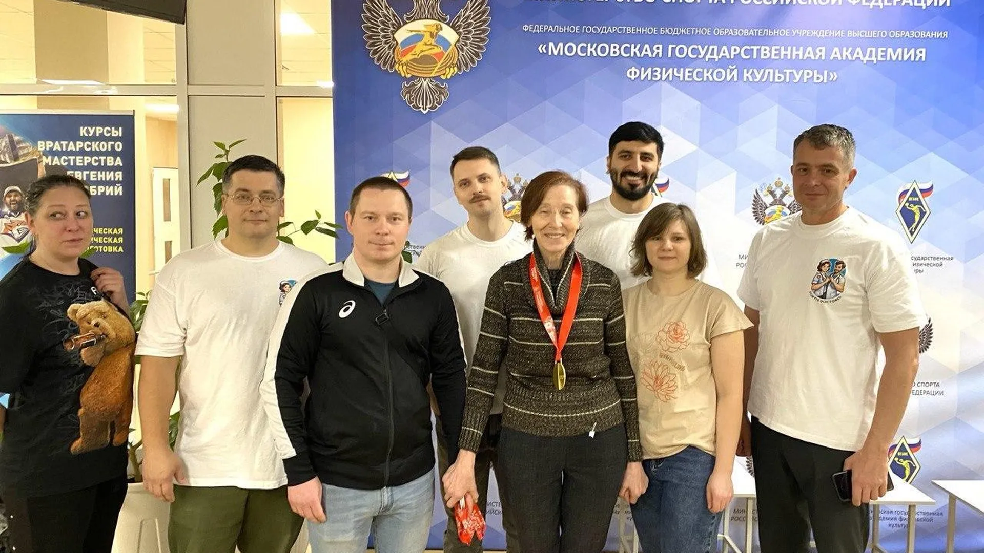 Сотрудники МОЦОМДа приняли участие в командном первенстве по плаванию