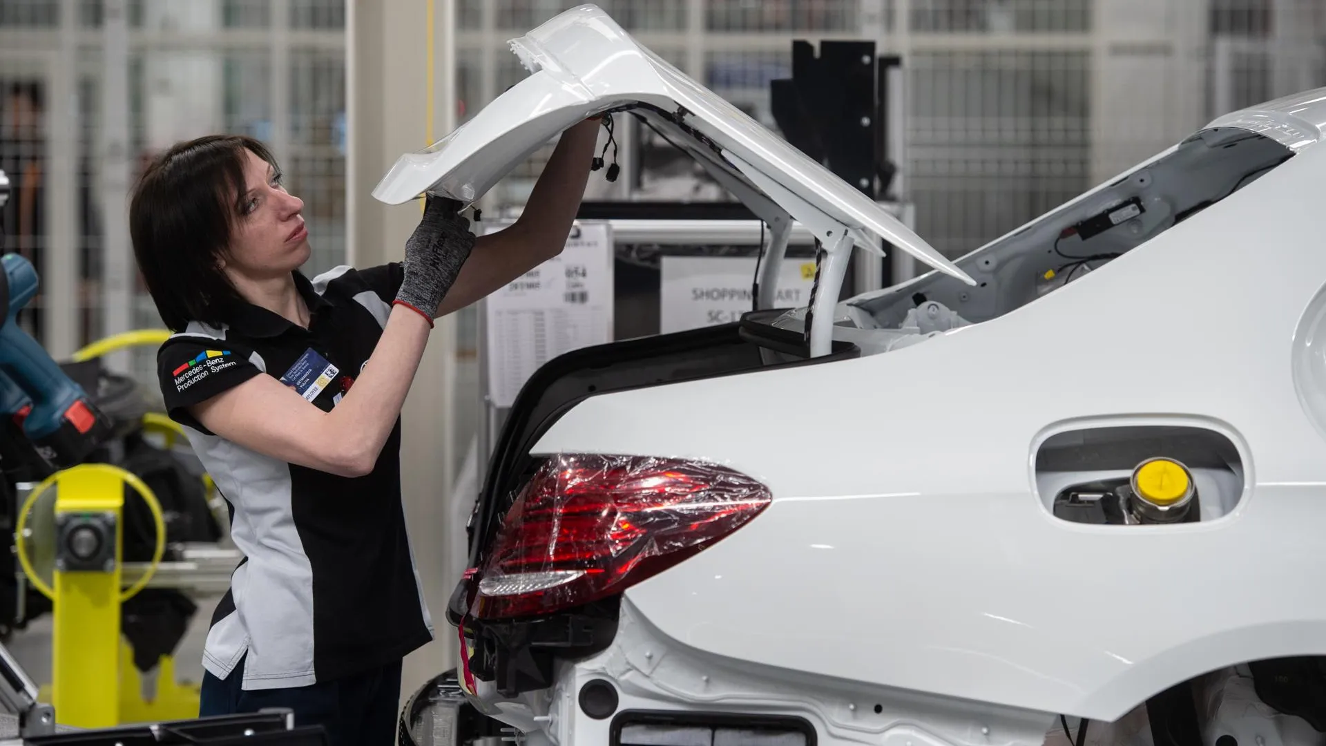 Открытие автомобильного завода Mercedes‑Benz в Подмосковье