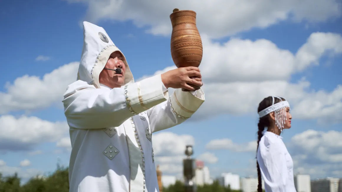 Выходные 12–14 июля: концерт Николая Носкова, якутский фестиваль и парад ретротрамваев