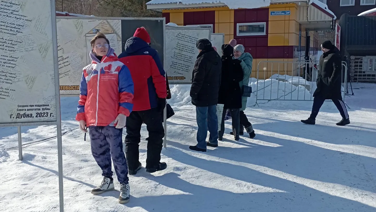 В Дубне начала работу выставка «Женщины героев»