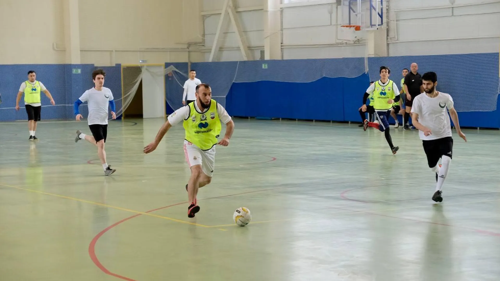 Турнир по мини‑футболу среди мусульманских общин Подмосковья собрал более 300 участников