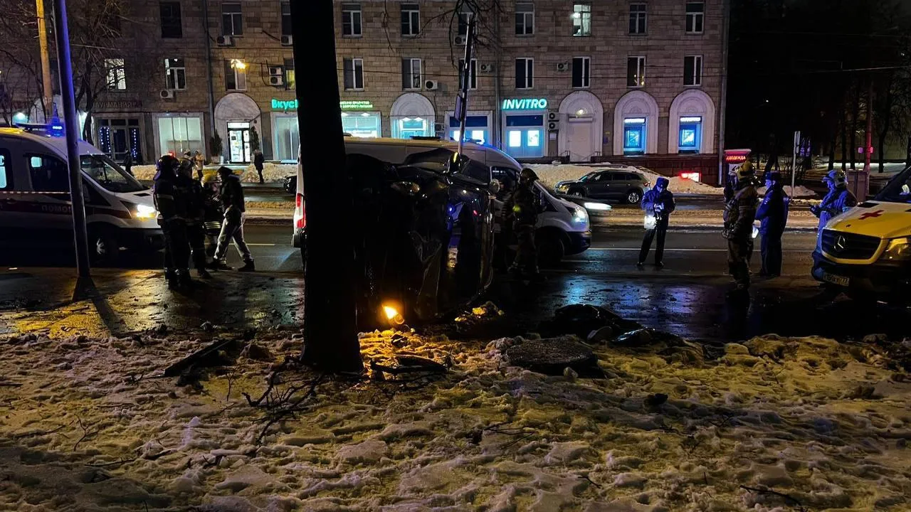 Прокуратура взяла на контроль установление обстоятельств смертельного ДТП в Москве