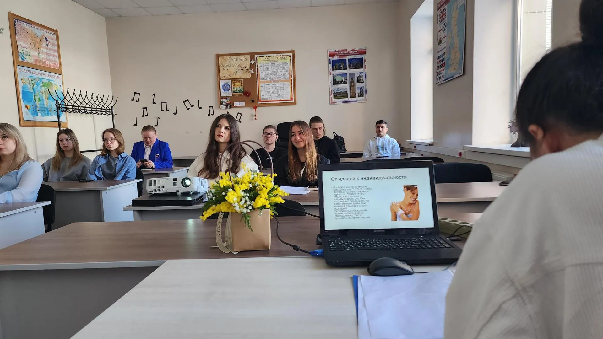 Домодедовские студенты рассказали об изменении образа женщины в рекламе ...