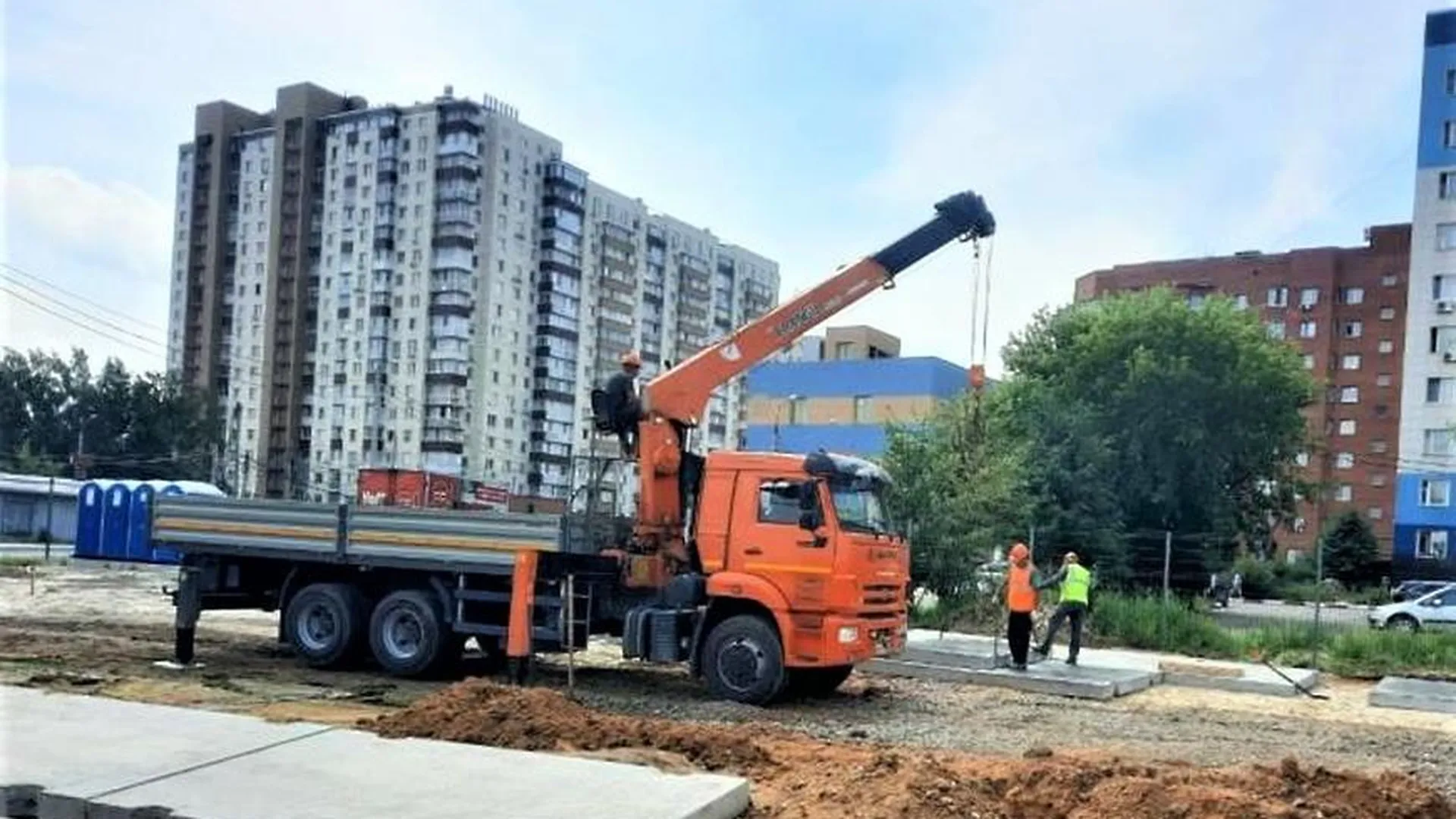 В Домодедове приступили к устройству котлована для будущего футбольного  манежа | РИАМО