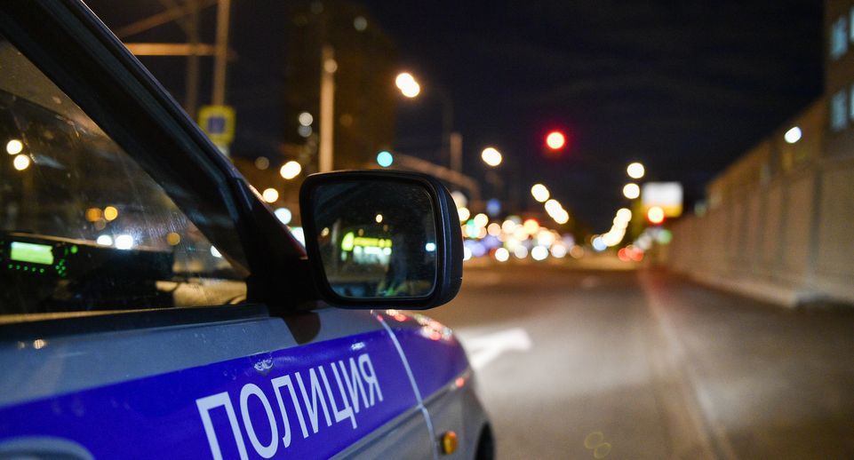 В центре Москвы водитель «Лады» задним ходом насмерть сбил женщину