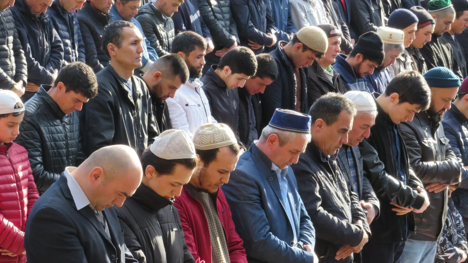 Более 9,1 тыс мусульман поучаствовали в праздничной молитве в Красногорске