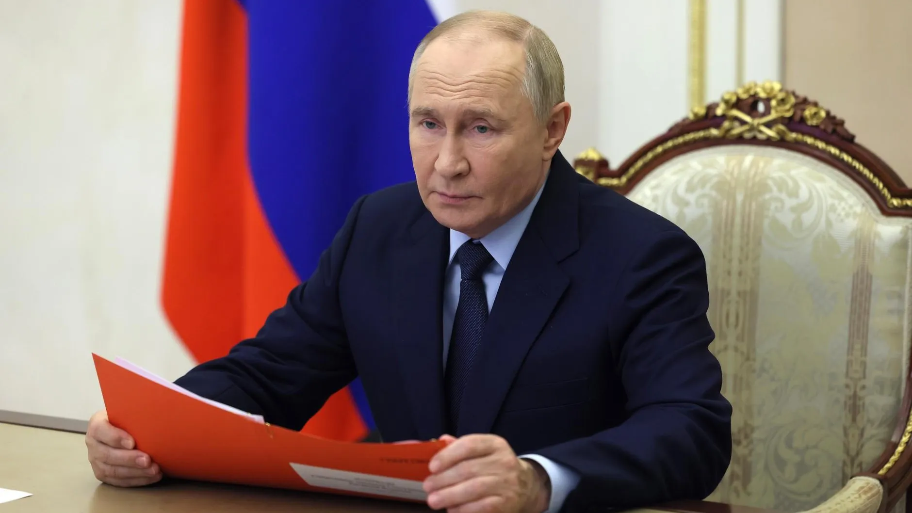 Путин выразил надежду, что Запад услышал его сигналы об ударах вглубь РФ