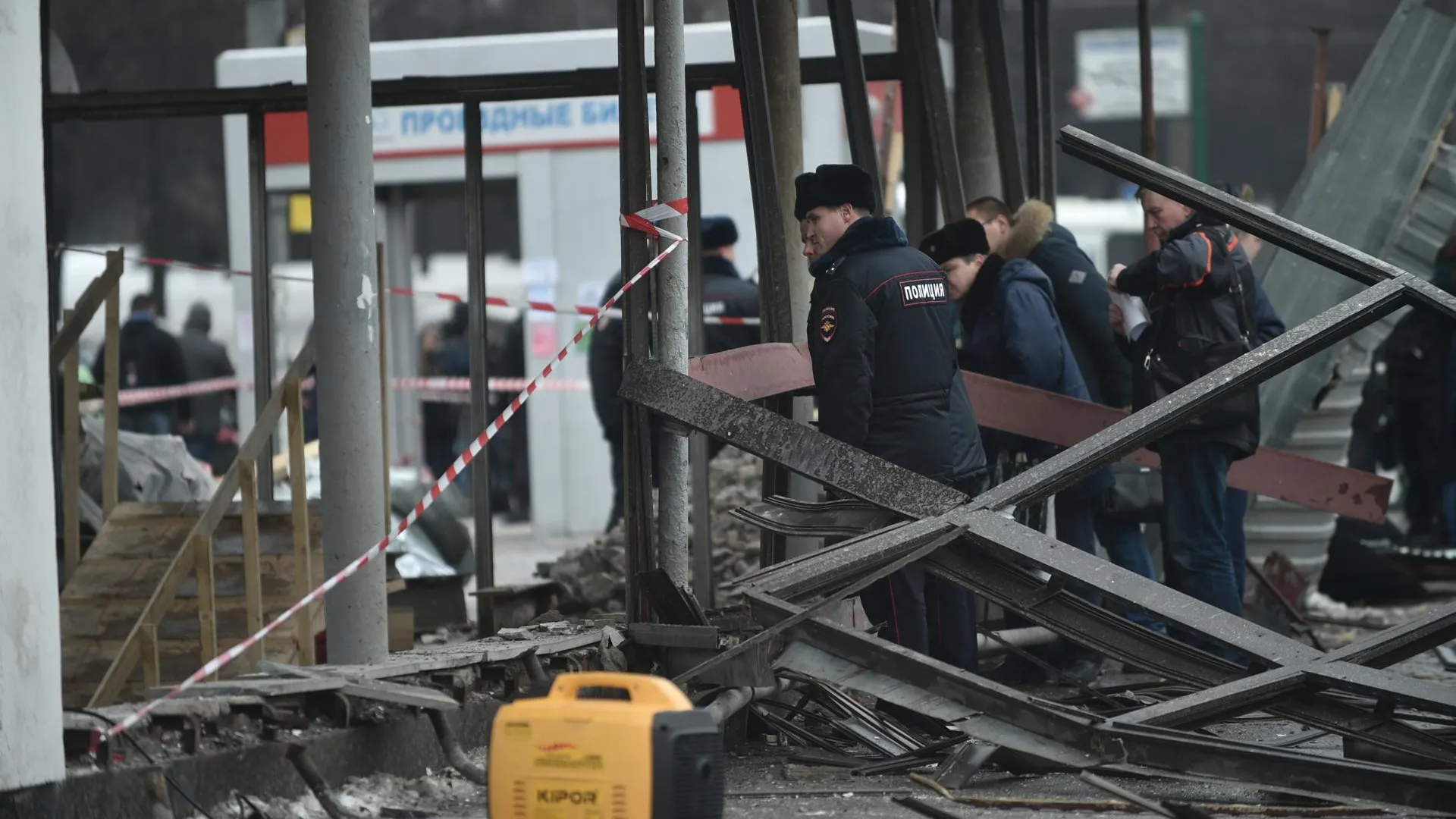 Оперативный штаб создали на месте взрыва газового баллона у станции метро в Москве