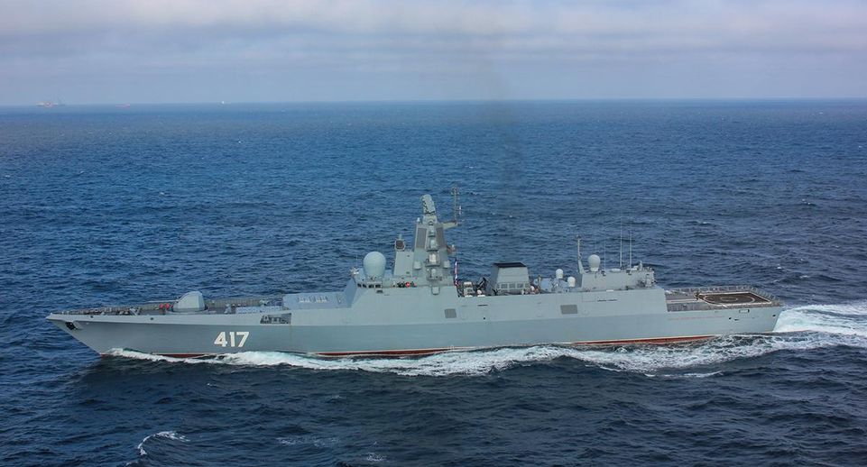 Российский фрегат «Адмирал Горшков» завершил заход в алжирский порт Оран