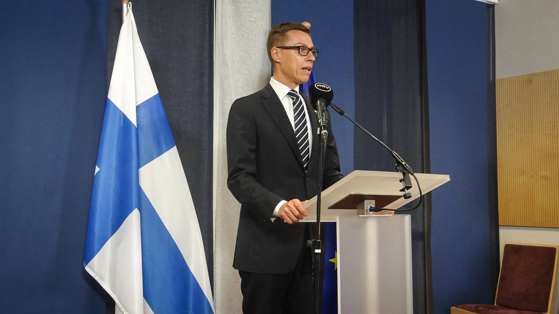 Президент Финляндии предположил, чей звонок завершит конфликт на Украине