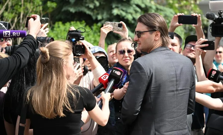 Генеральный директор Московского государственного цирка Эдгард Запашный на церемонии прощания с заслуженной артисткой РФ Анастасией Заворотнюк в Покровском монастыре в Москве.