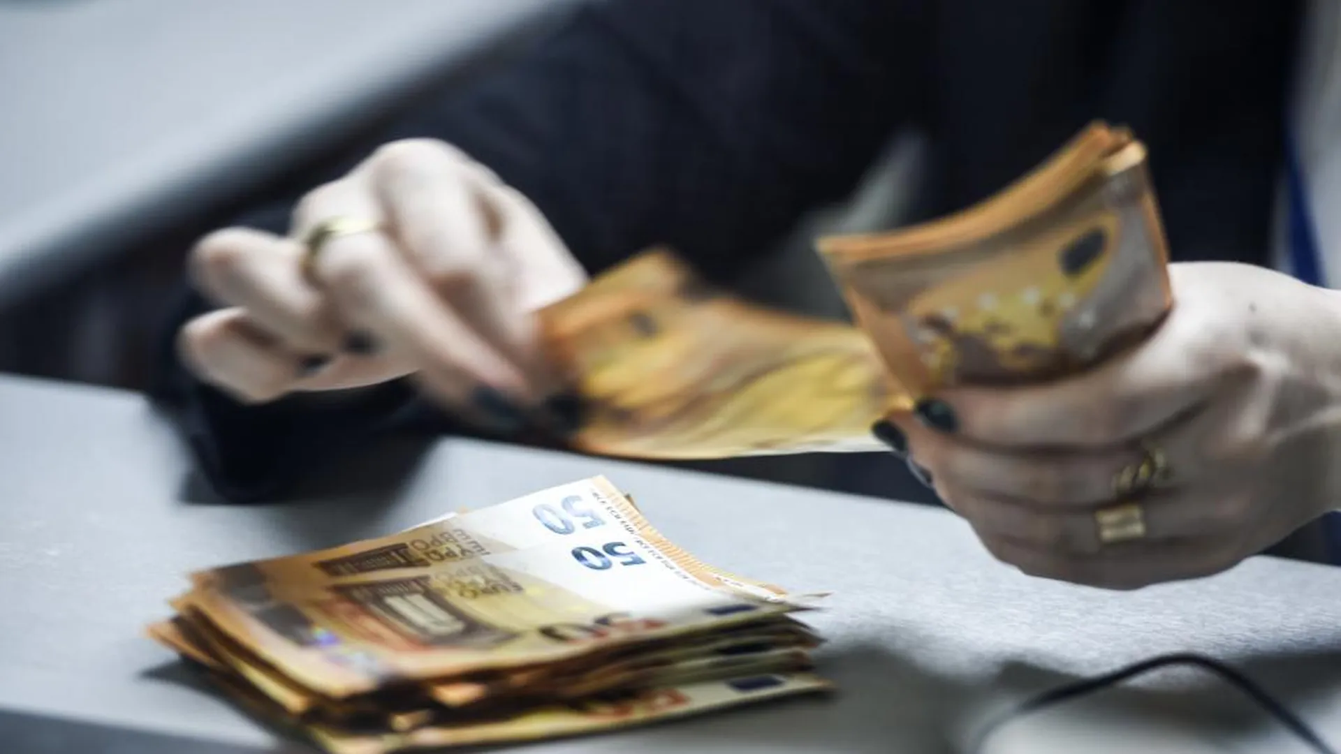 Купить Наличную Валюту В Москве Сейчас