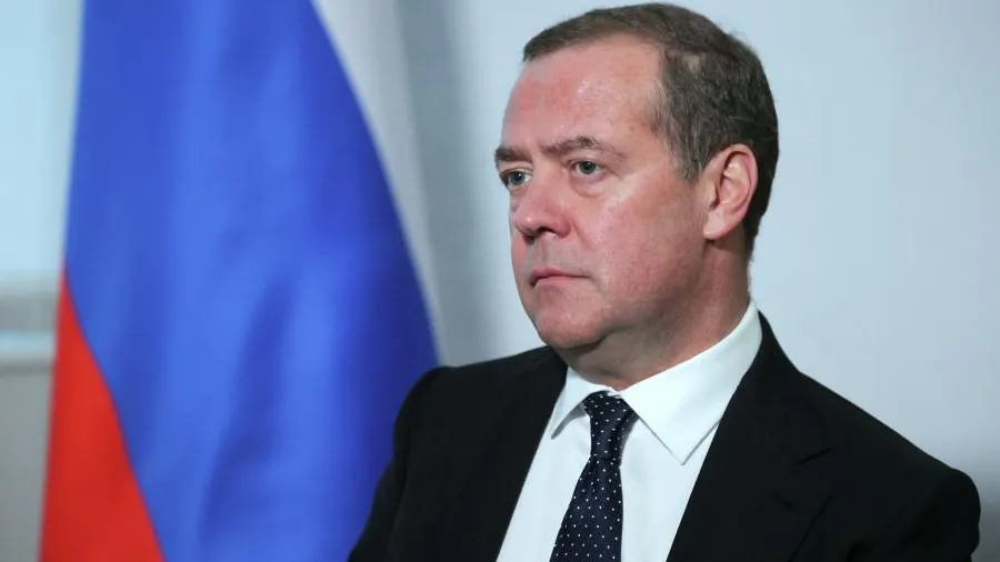 Медведев призвал уничтожить руководство Украины за убийство генерала Кириллова