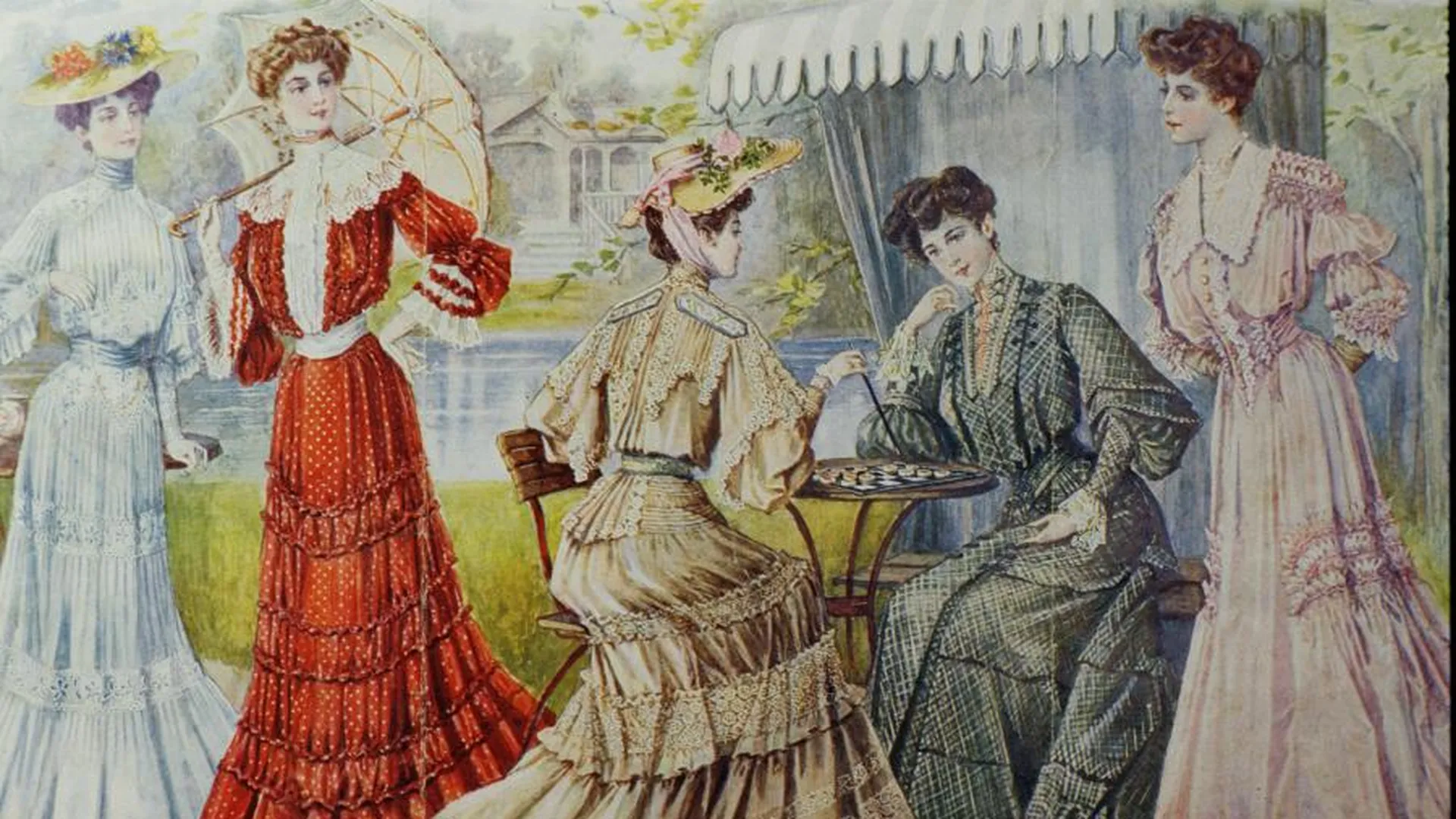 В Санкт‑Петербурге стартовала выставка нарядов модниц ХIХ‑ХХ веков