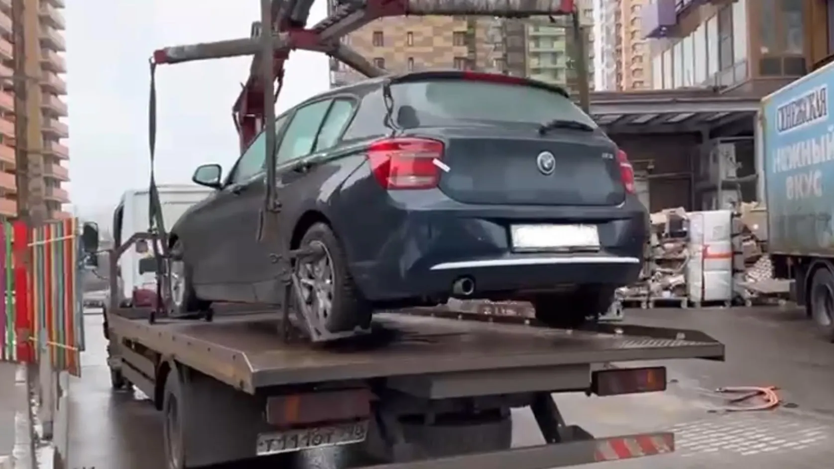 Порядка 3,8 тыс автомобилей эвакуировали с улиц Подмосковья за неделю