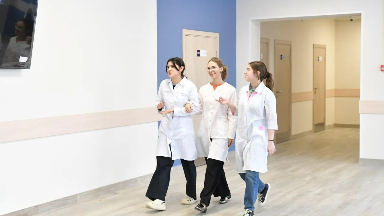 1,4 тыс целевых договоров заключили со студентами медколледжа в Подмосковье