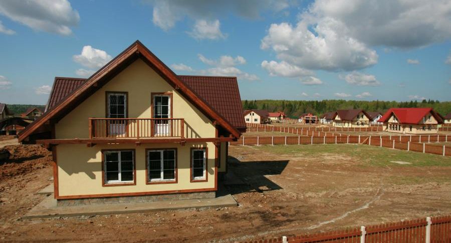 Россияне смогут тратить маткапитал на строительство домов через эскроу-счета