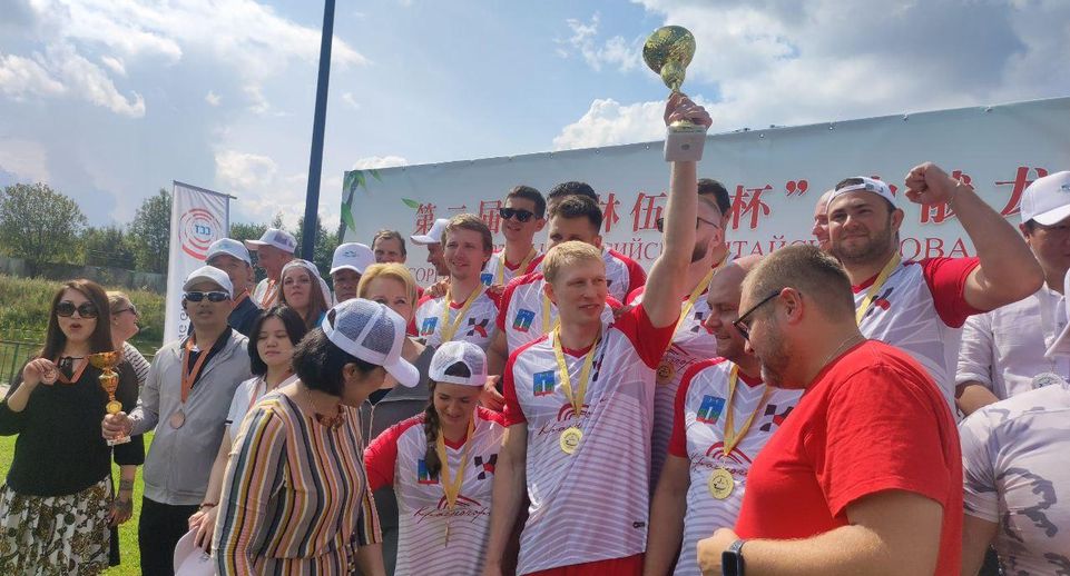 Спортсмены из Красногорска победили в соревнованиях «Гонки на лодках-драконах»