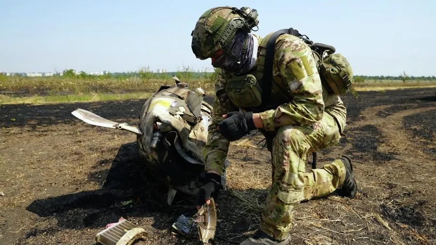 В Херсоне российские военнослужащие сбили 2 ракеты ATACMS, летевшие в Крым