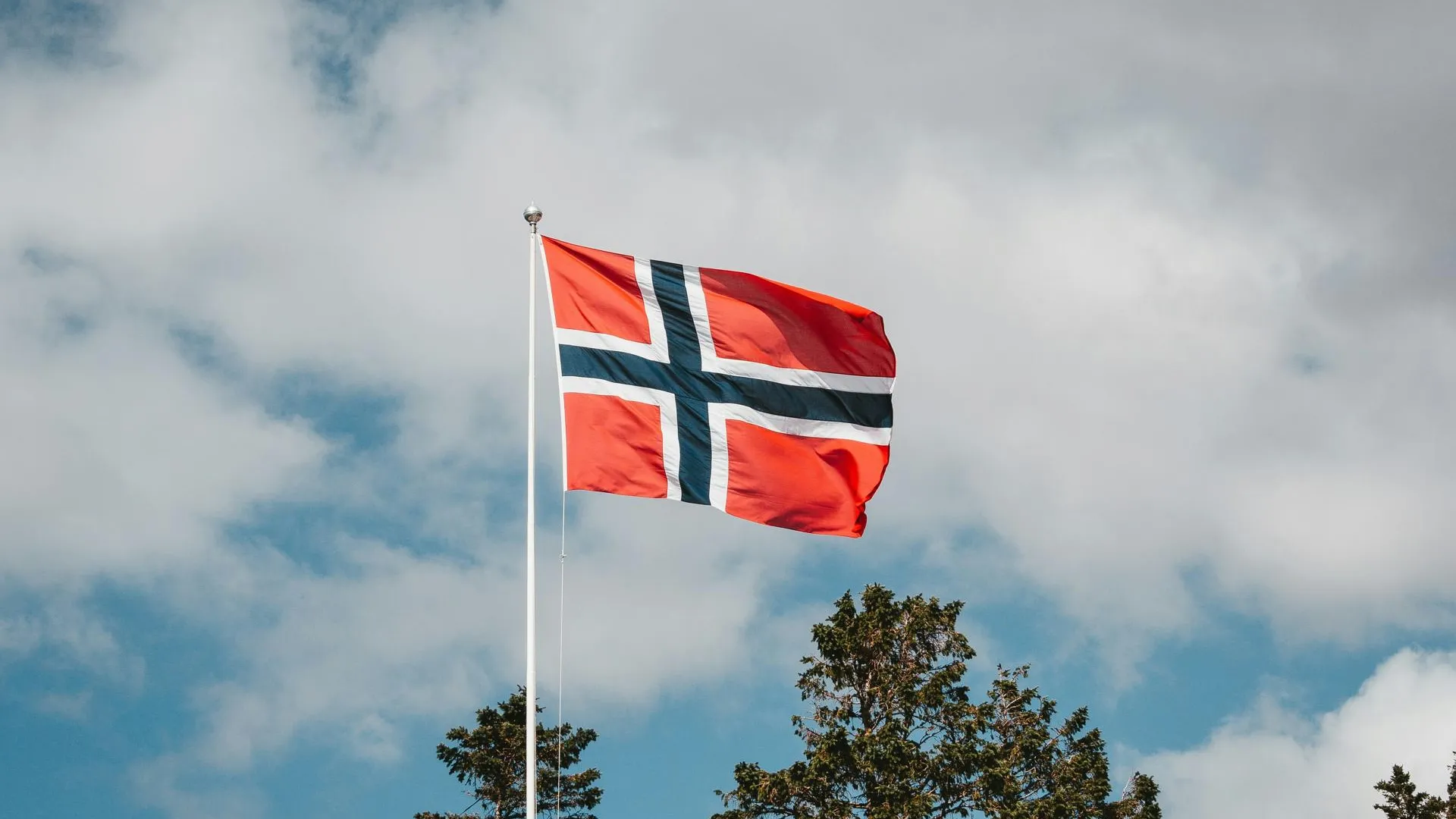 Норвегия одобрила 14-й пакет санкций Евросоюза против России