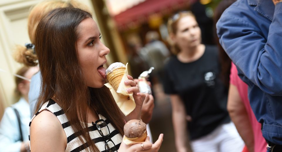 Диетологи советуют есть одно мороженое через день