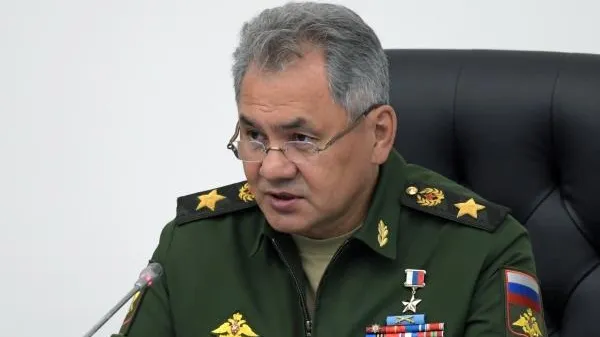 Шойгу предложил поэтапно повысить возраст призыва граждан