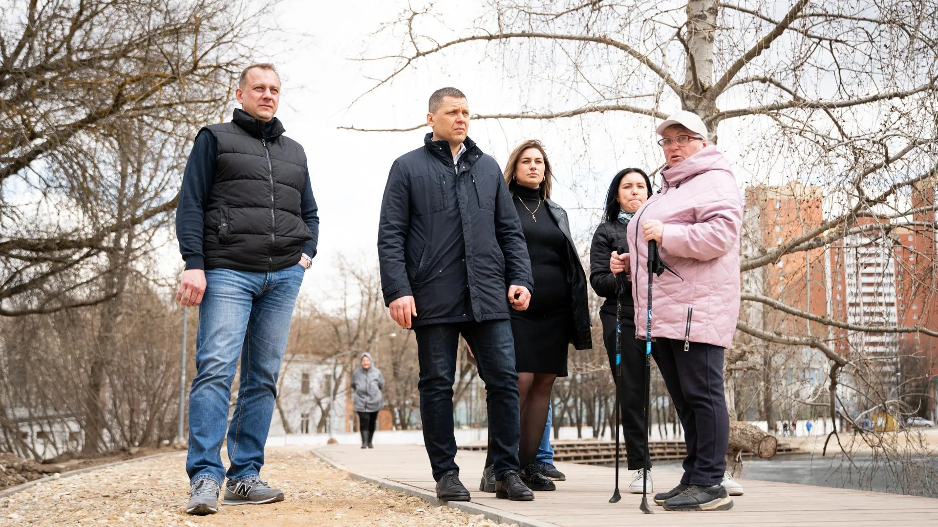 К пляжному сезону завершат основное благоустройство пруда на Инженерной улице в Дмитрове