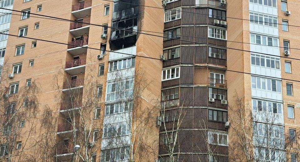 Крупный пожар произошел в Подольске в доме 17 на улице Ленинградская ...
