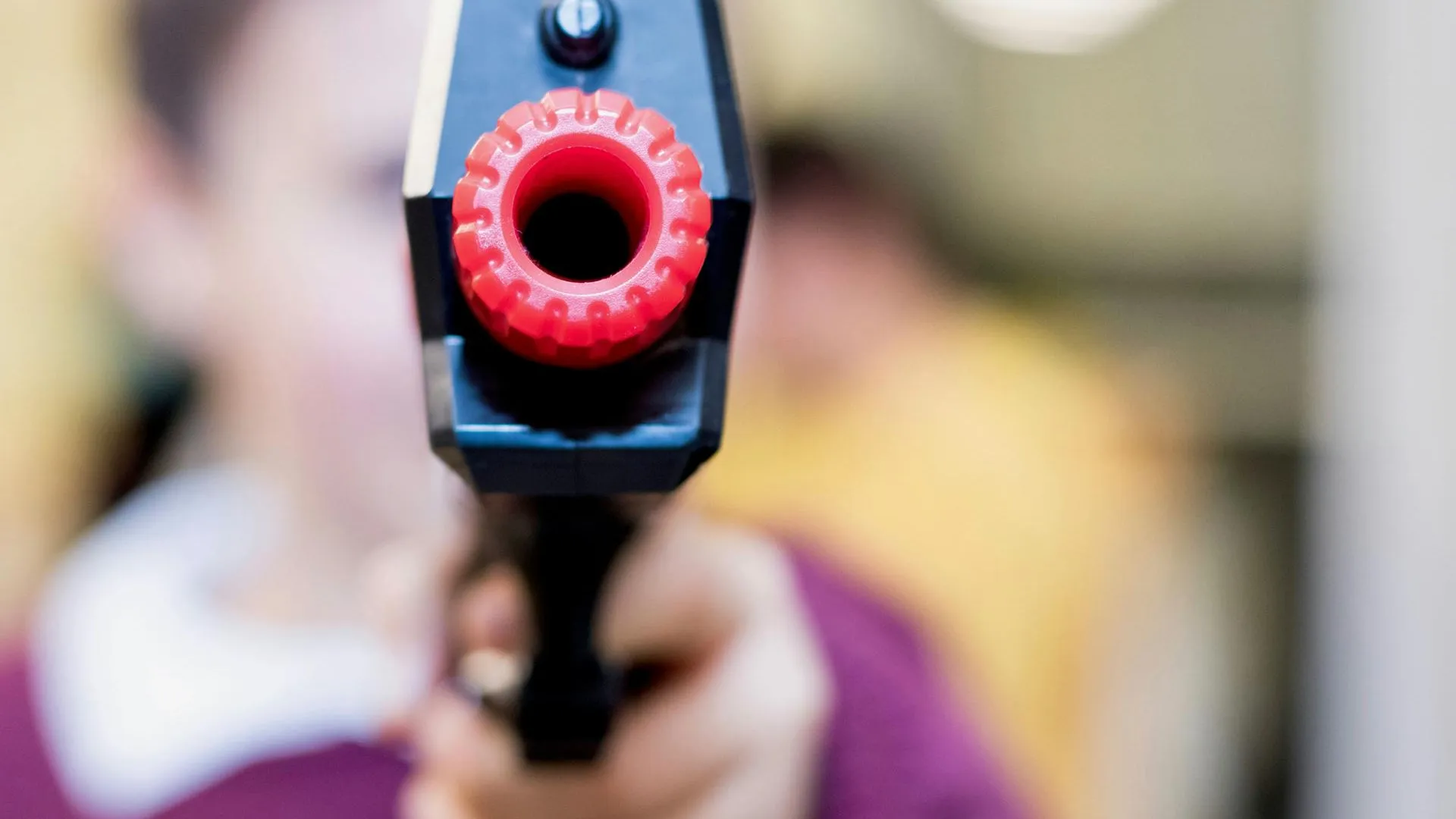 В Подмосковье задержали подростков с игрушечным пистолетом, мешавших жителям