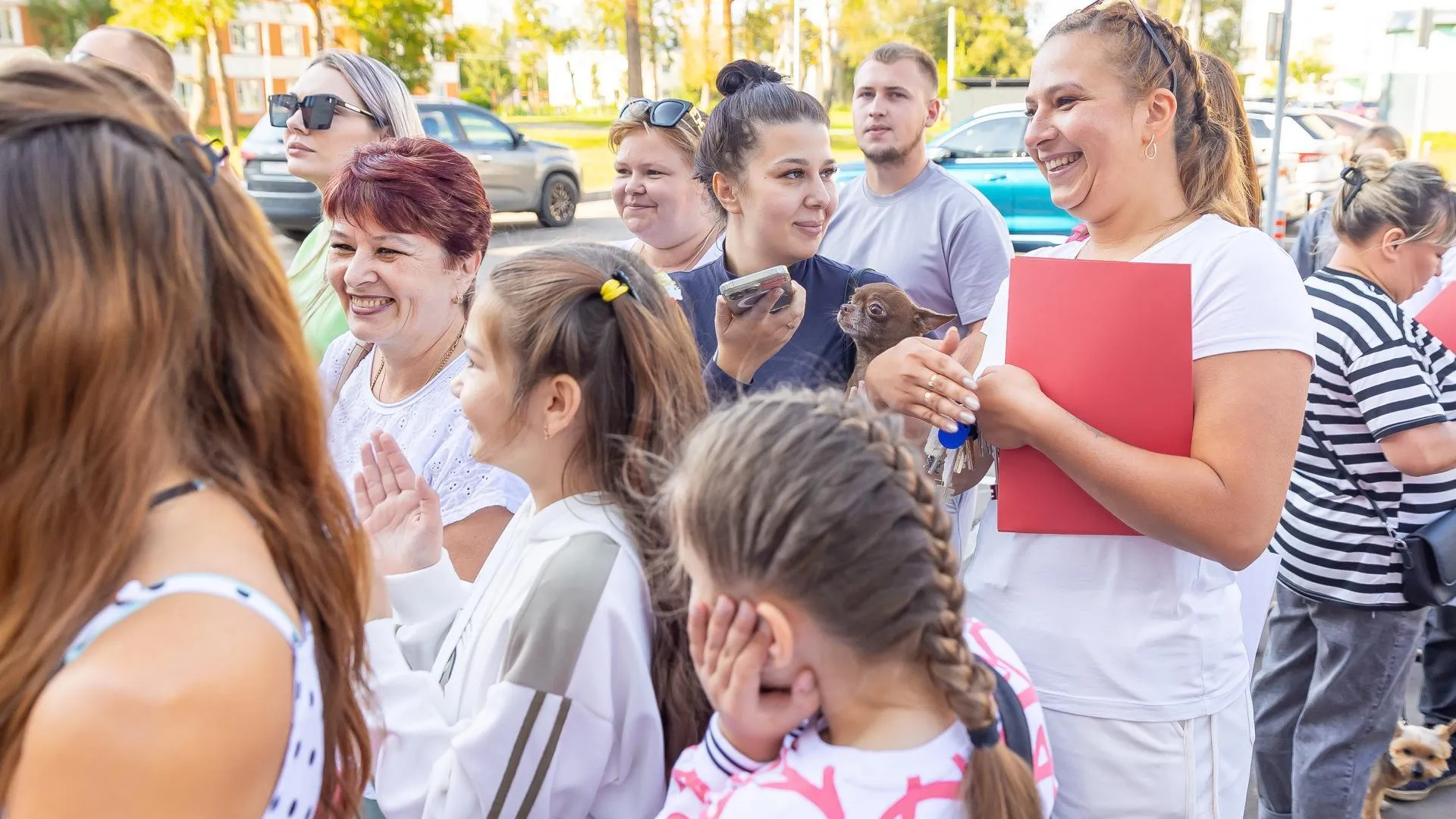 В городе Ликино-Дулеве вручили ключи переселенцам из аварийного жилья