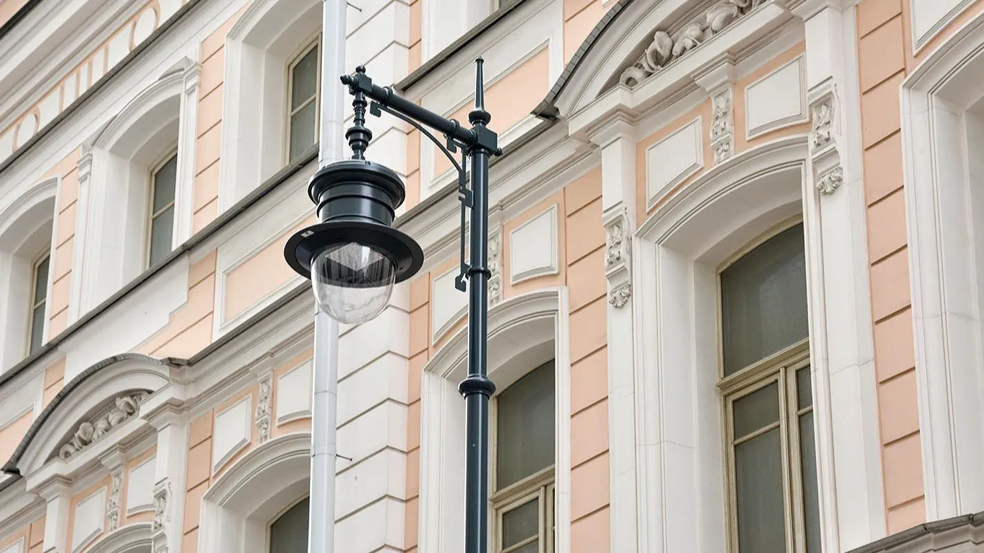 Исторические фонари появятся в центре Москвы на Кадашевской набережной