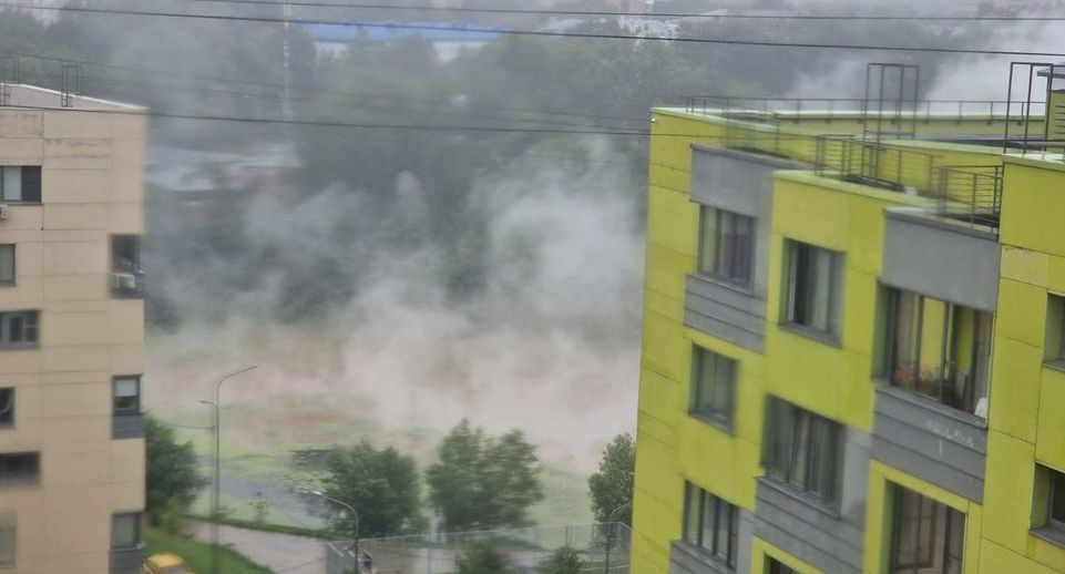 Минэнерго Подмосковья: утечку горячей воды в Химках устранят в течение дня