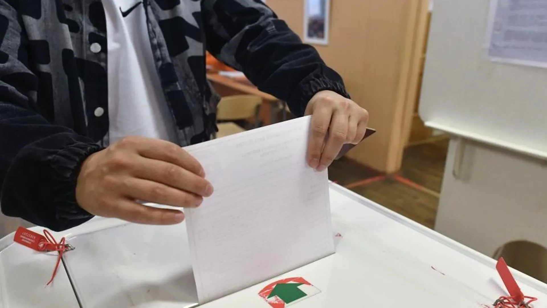 Политолог Булавицкий рассказал о мотивации молодежи для участия в голосовании