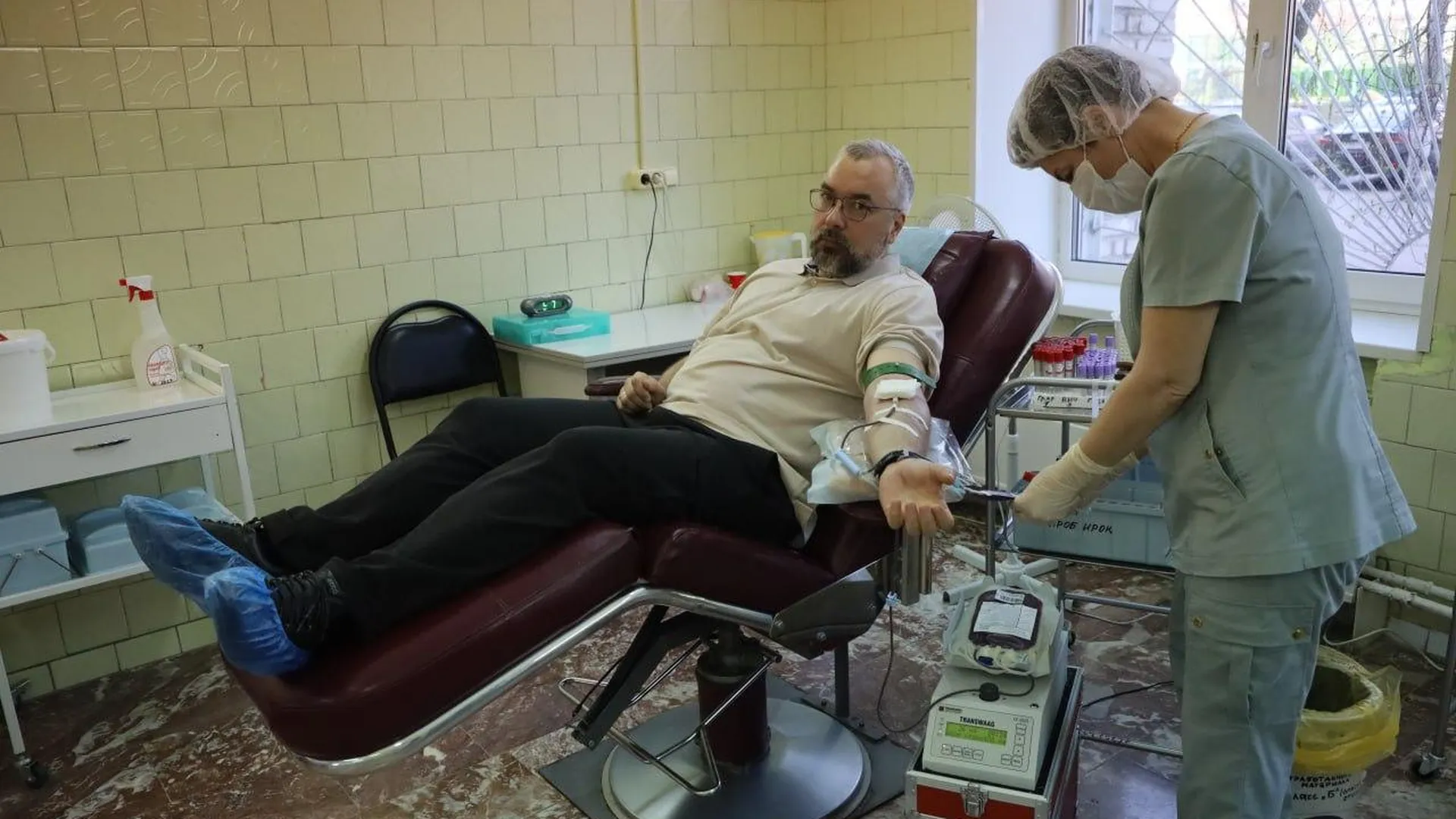 Жители Серпухова посетили отделение переливания крови