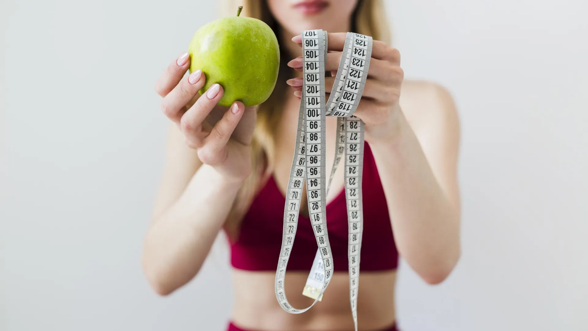 Диетолог рассказала, какие продукты помогают ускорить метаболизм и похудеть