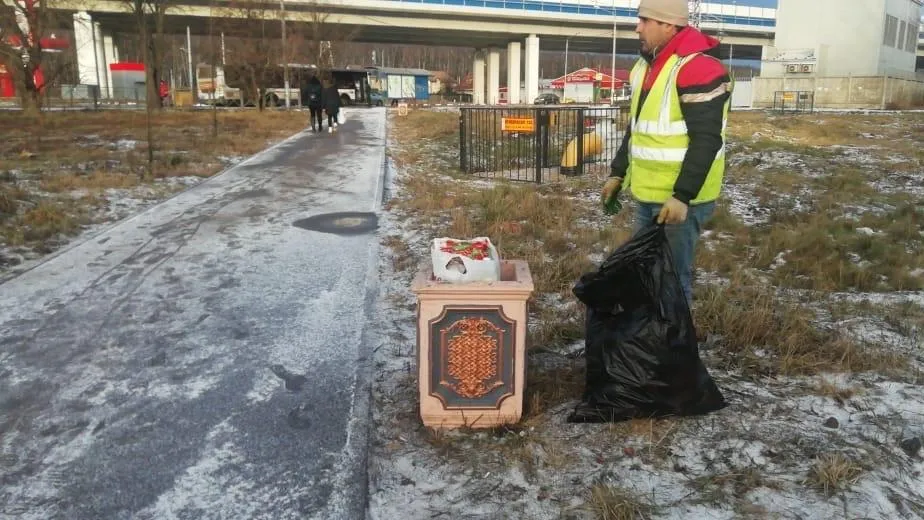 В микрорайоне Климовск Подольска обнаружили сбои с вывозом мусора