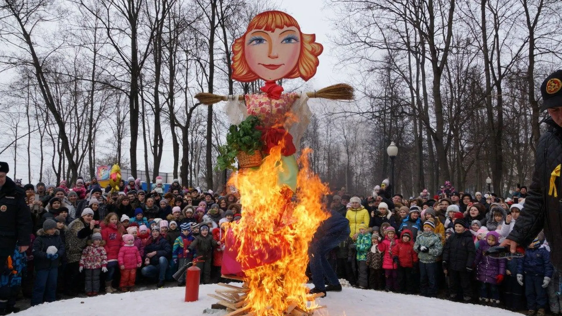 Масленица‑2018 в Подольске: гуляния, взятие крепости и сожжение чучела |  РИАМО в Подольске | РИАМО в Подольске