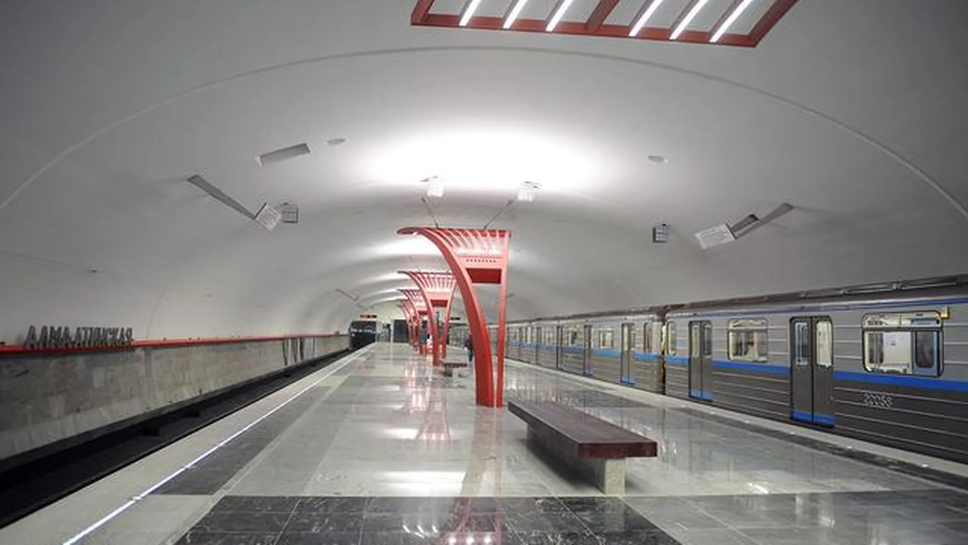 Метро Борисова Фото