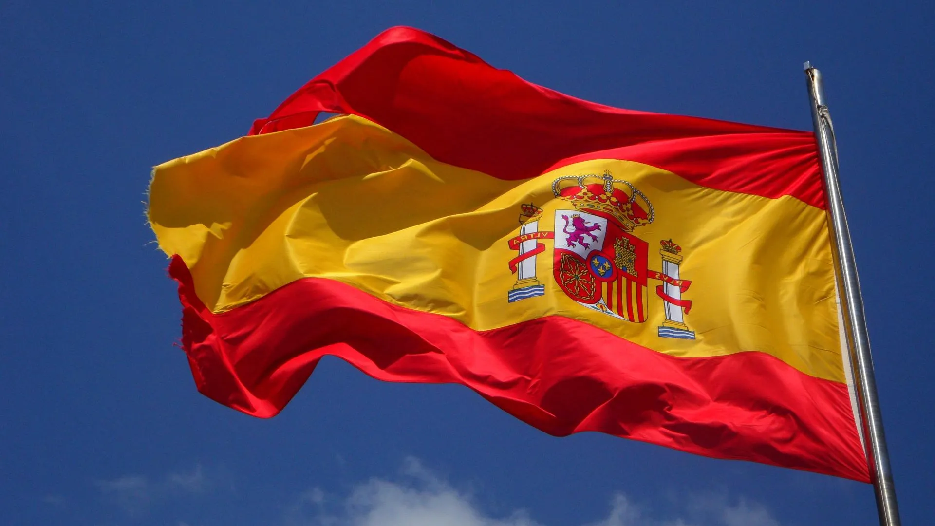 Экс‑глава каталонского правительства Пучдемон планирует вернуться в Испанию