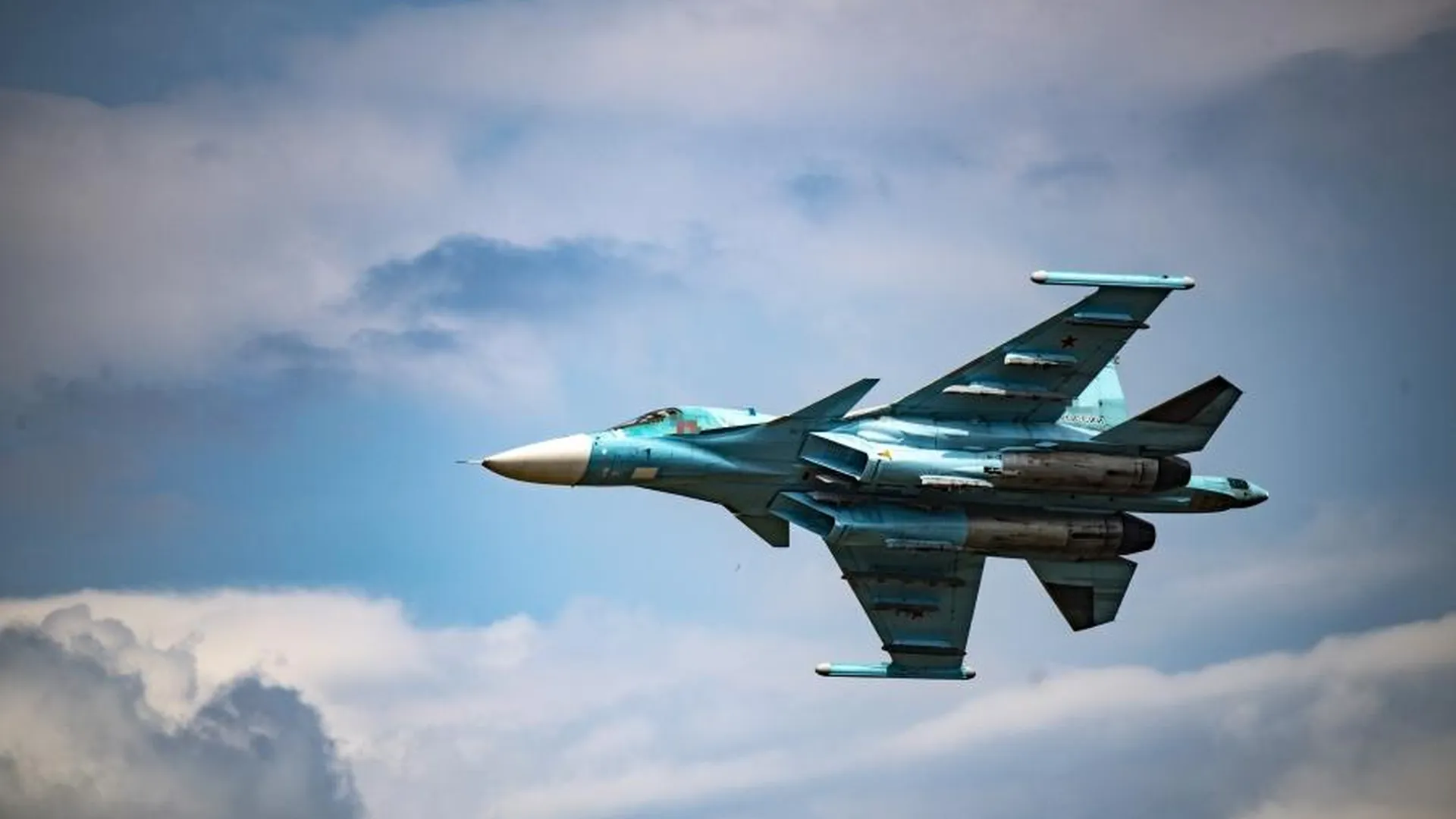 Российские экипажи Су-34 нанесли удар по украинским позициям