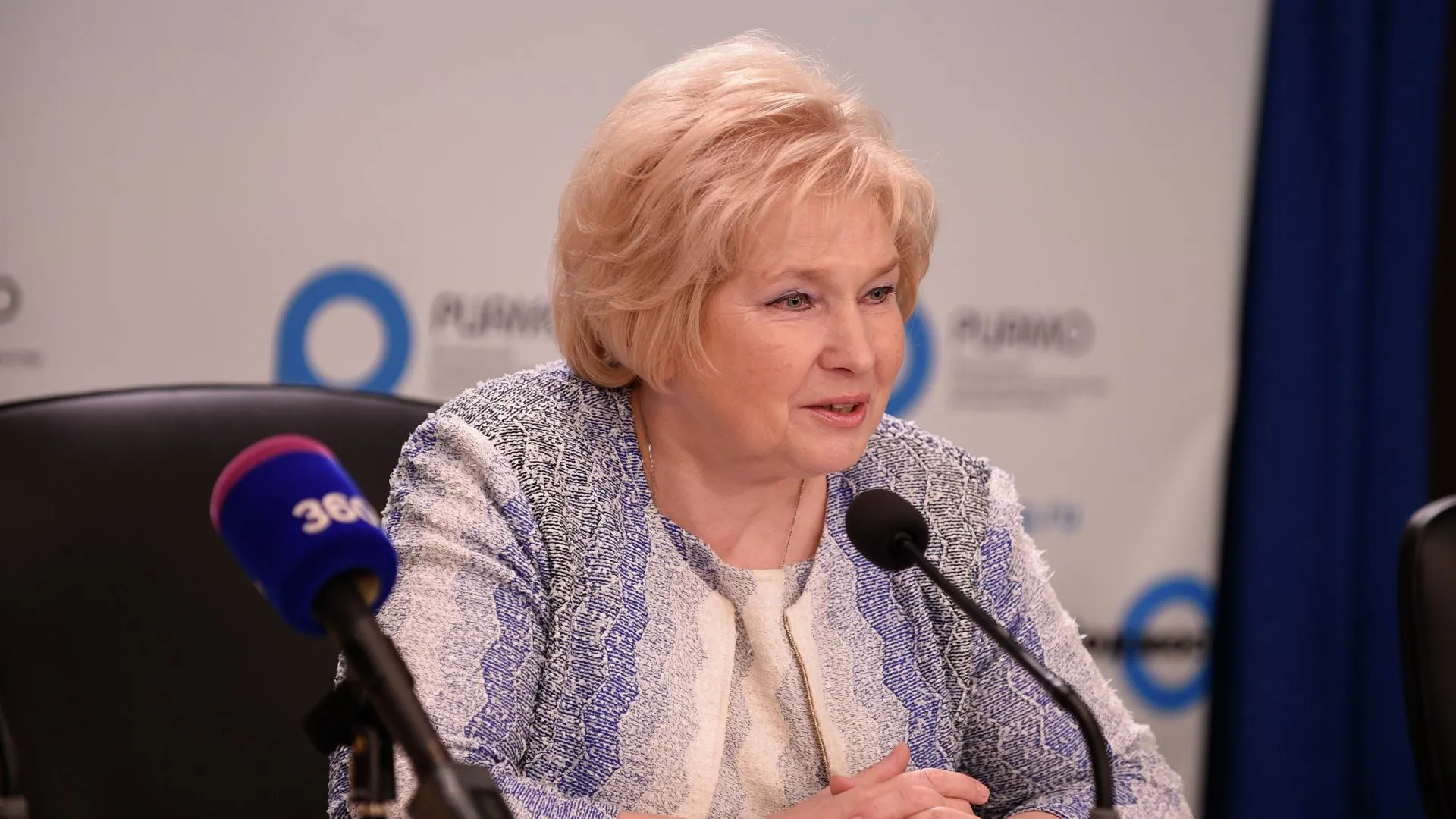 Депутату Мособлдумы и заслуженному учителю РФ Лидии Антоновой исполнилось 73 года