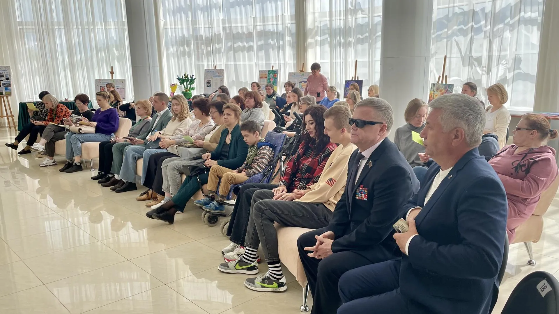 Депутат Вшивцев поучаствовал в семинаре для специалистов центров соцобслуживания